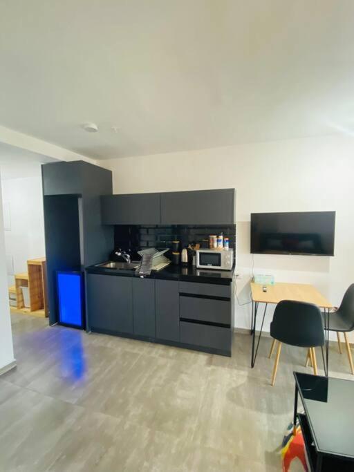 Apartamento Lovely Flat In Tel Aviv 32 Exterior foto